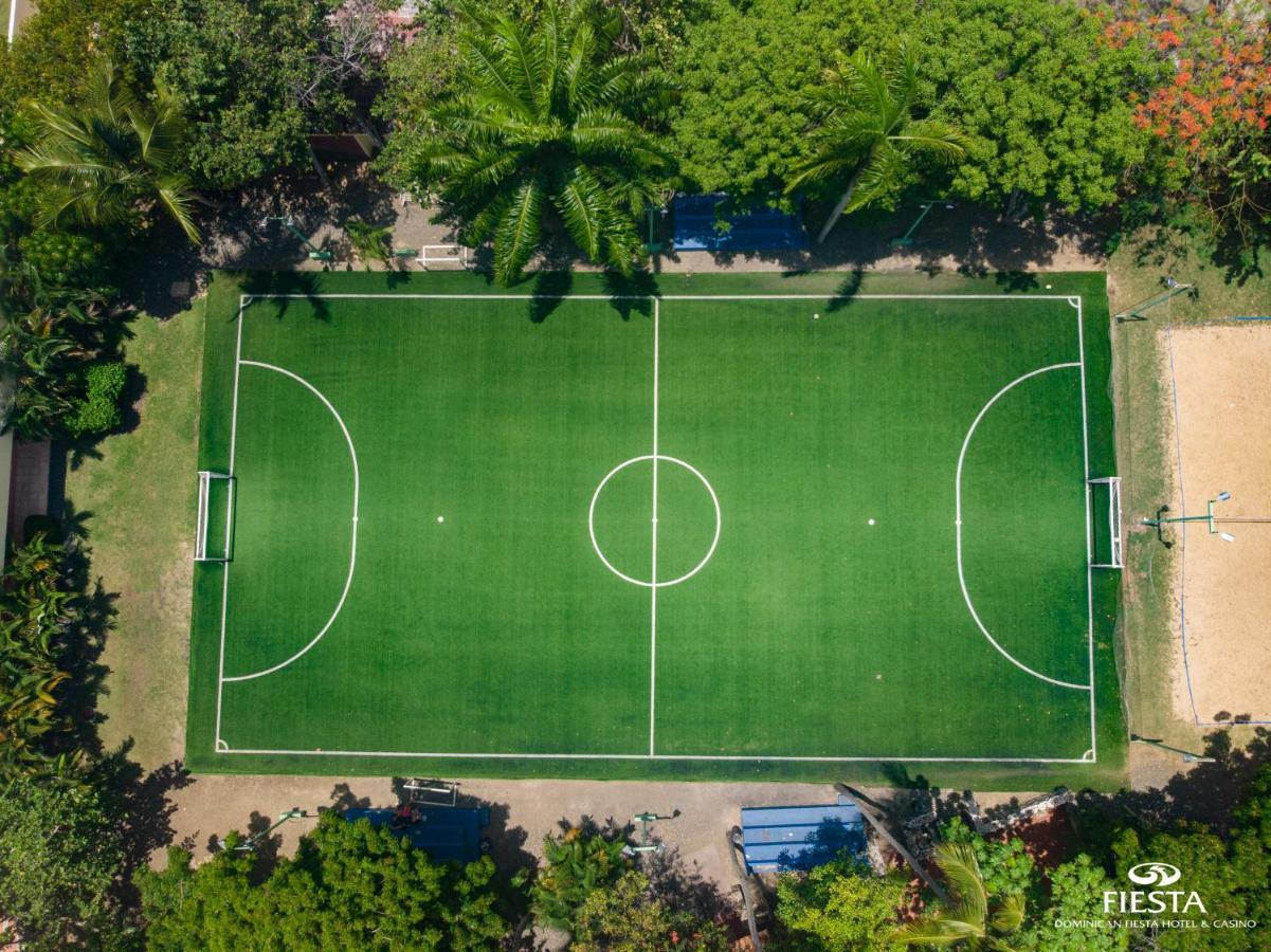 Dominican Fiesta Hotel Santo Domingo Bagian luar foto Aerial view of the hockey field